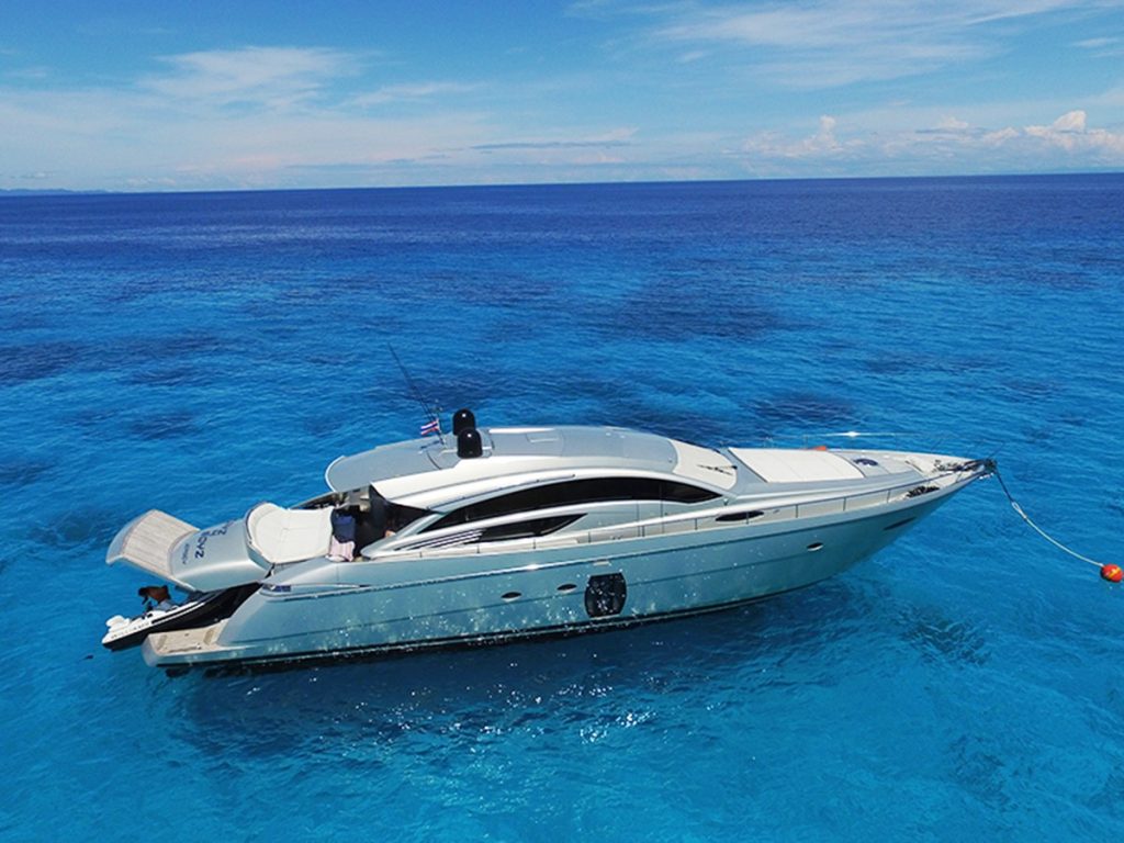 LOS MEJORES YATES DE ALQUILER EN IBIZA ESTE 2022 4 Pershing 72