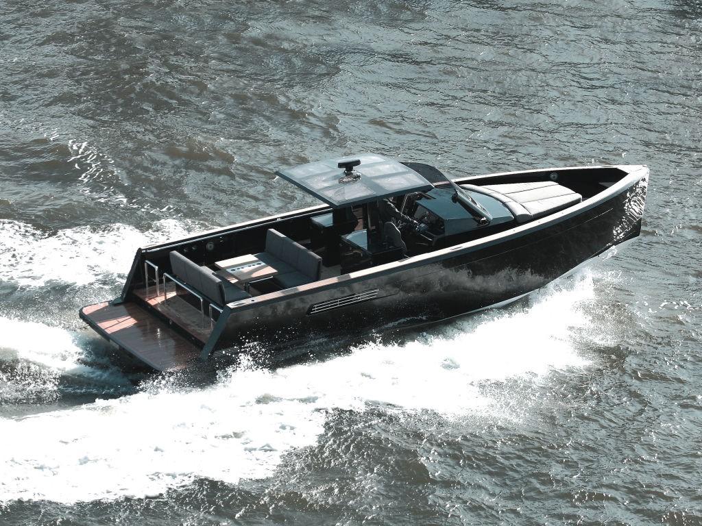 Fjord 40 Open Black