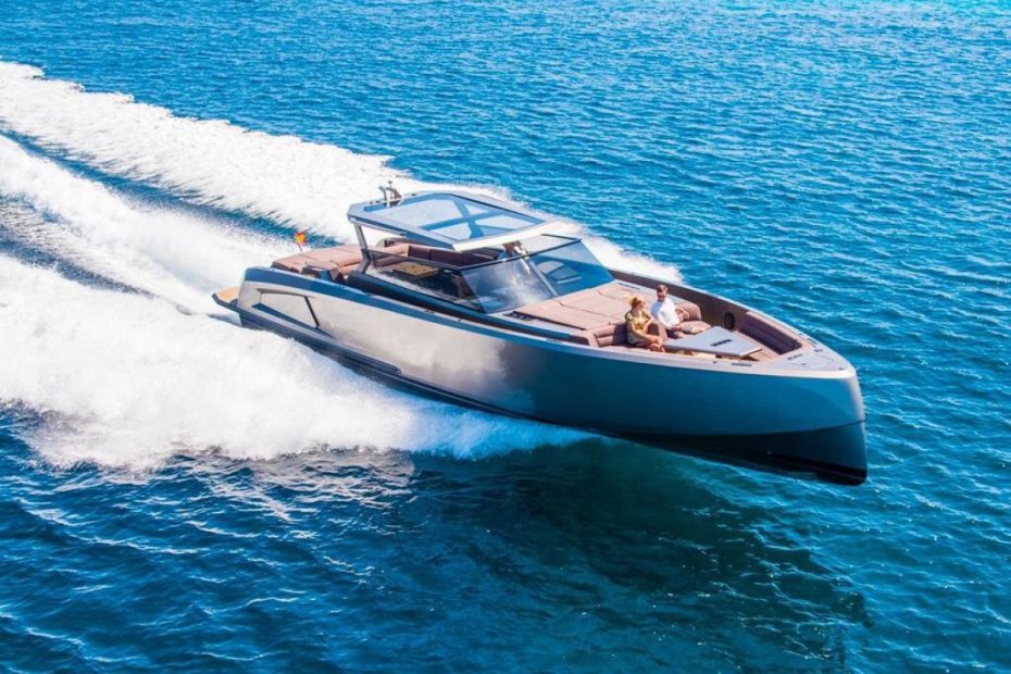barco en ibiza