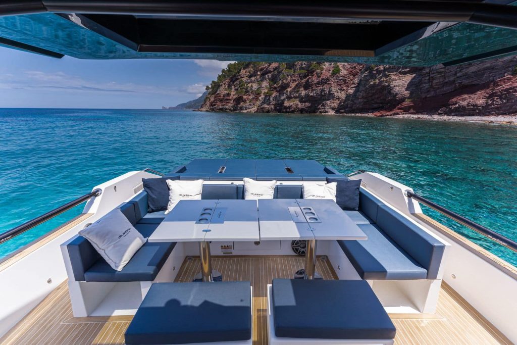  barco en ibiza